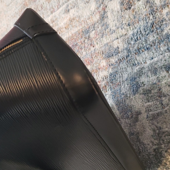 Louis Vuitton epi black alma - Picture 5 of 16